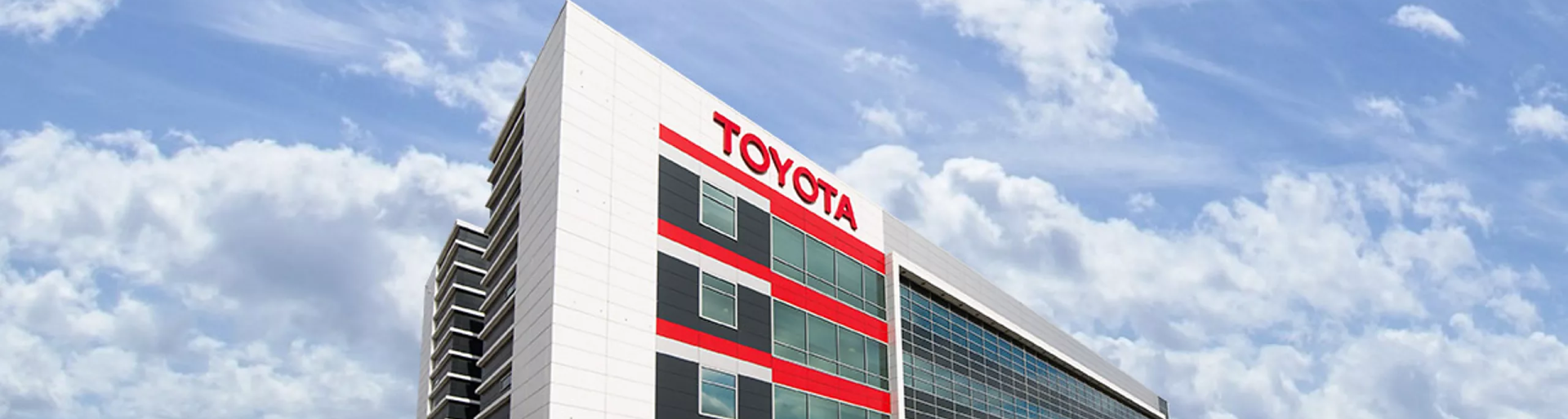 Изображение на странице TOYOTA ПОДВЕЛА ИТОГИ ПРОДАЖ В РОССИИ ЗА 2021 ГОД Тойота Центр Владивосток